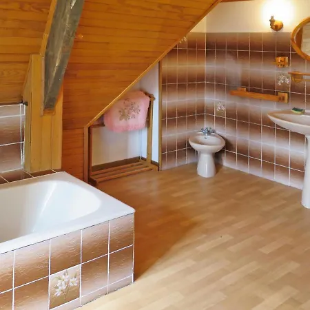 Ferienhaus Mit Pool Creysse 100s Semesterbostad *