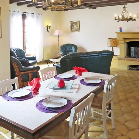Ferienhaus Mit Pool Creysse 100s Semesterbostad *